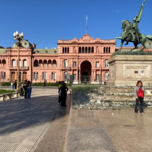 Plaza de Mayo, Casa Rosada, Buenos Aires, Argentina.